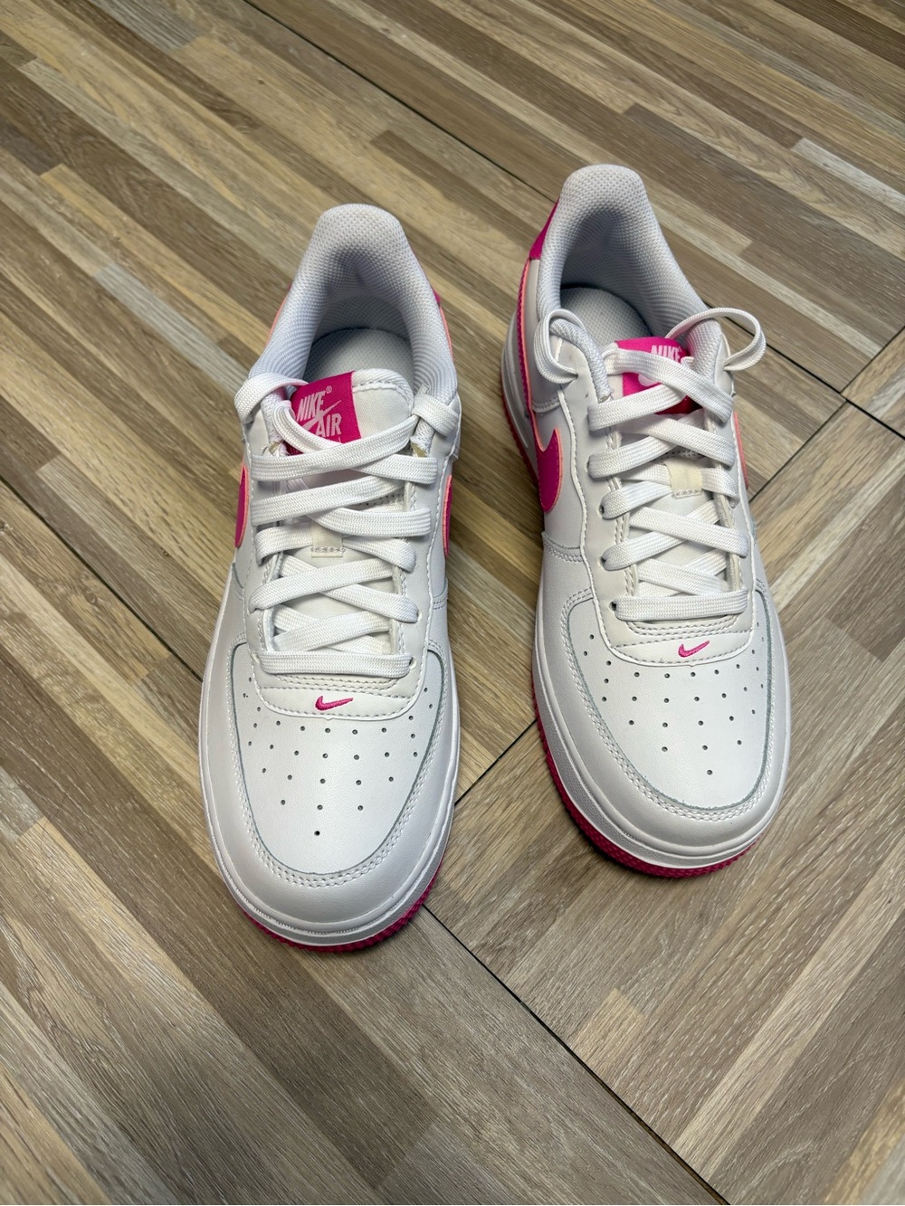 Nike Air Force 1 - pink & white - Picture 2 of 4